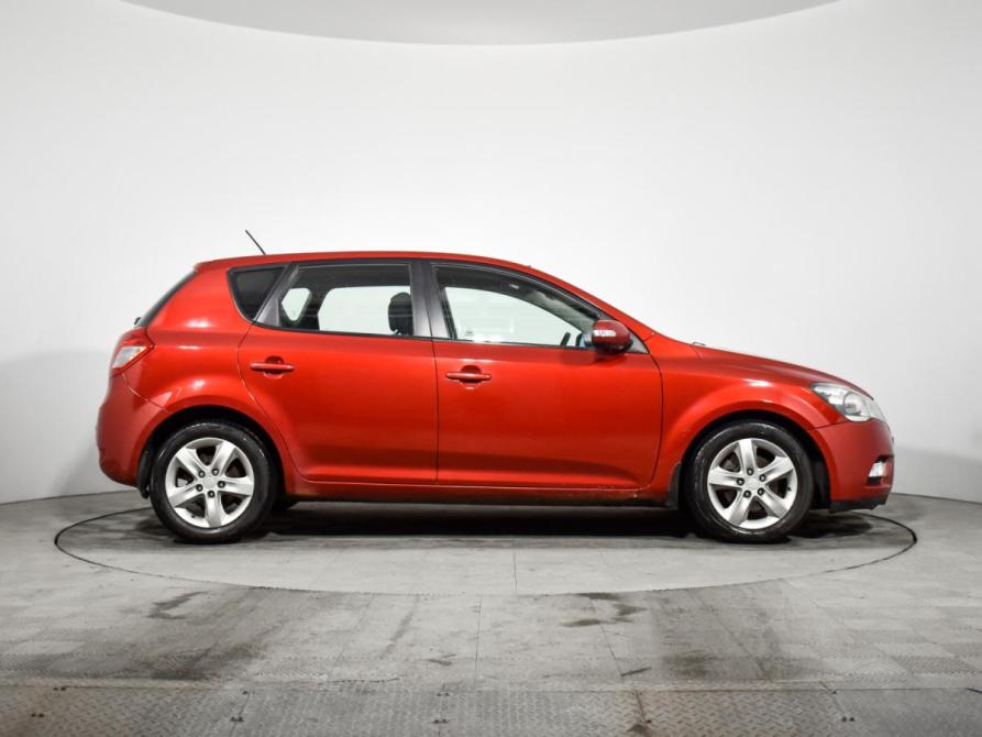 Kia Ceed I Рестайлинг Санкт-Петербург  - изображение 4