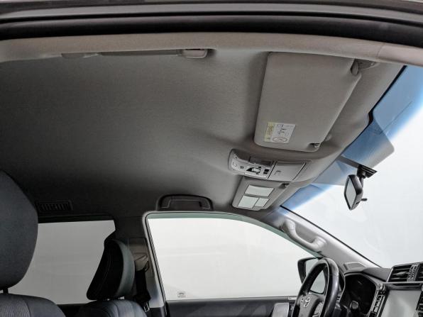 Toyota Land Cruiser Prado 150 Series Рестайлинг 2 с пробегом 2019 года, цена 5 250 000 рублей, 95654 км, внедорожник, Автокод Объявления
