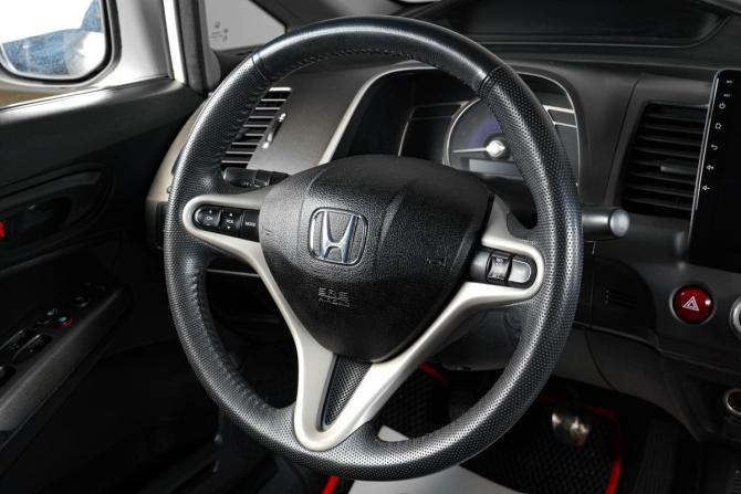 Honda Civic VIII Рестайлинг с пробегом 2010 года, цена 829 000 рублей, 258400 км, седан, Автокод Объявления