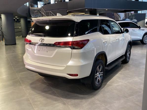 Toyota Fortuner II с пробегом 2018 года, цена 3 317 000 рублей, 141355 км, внедорожник, Автокод Объявления