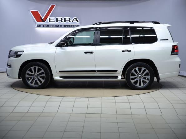Toyota Land Cruiser 200 Series Рестайлинг 2 с пробегом 2016 года, цена 7 190 000 рублей, 178600 км, внедорожник, Автокод Объявления