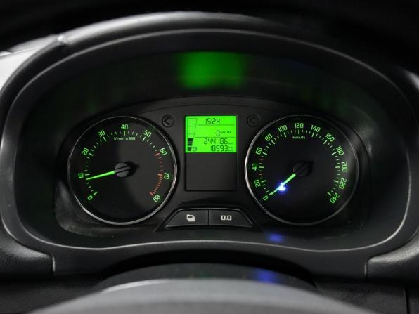 Skoda Fabia II Рестайлинг с пробегом 2011 года, цена 494 000 рублей, 245000 км, хэтчбек, Автокод Объявления