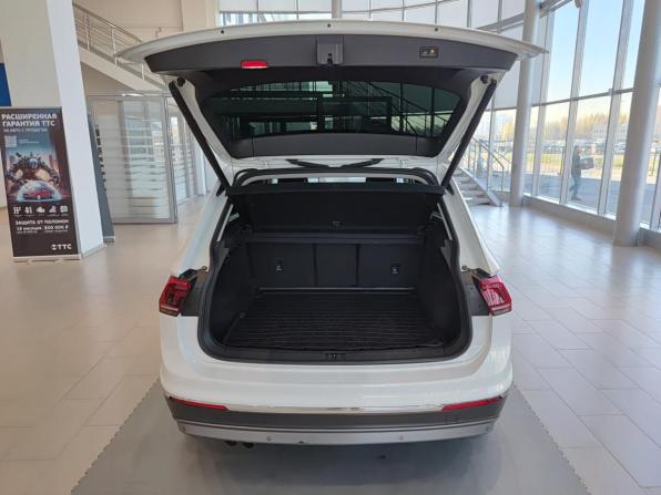 Volkswagen Tiguan II с пробегом 2018 года, цена 2 897 000 рублей, 109834 км, внедорожник, Автокод Объявления