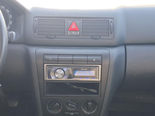 Skoda Octavia I (A4) Рестайлинг с пробегом 2009 года, цена 520 000 рублей, 100606 км, лифтбек, Автокод Объявления