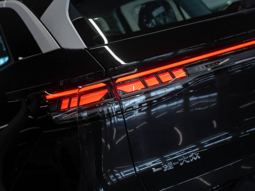 Volkswagen Tavendor I Рестайлинг Москва  - изображение 30