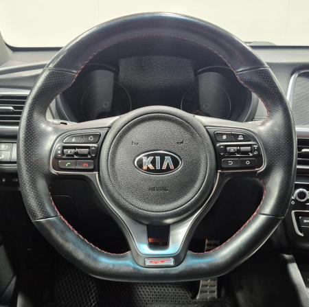 Kia Optima IV с пробегом 2017 года, цена 1 955 000 рублей, 181000 км, седан, Автокод Объявления