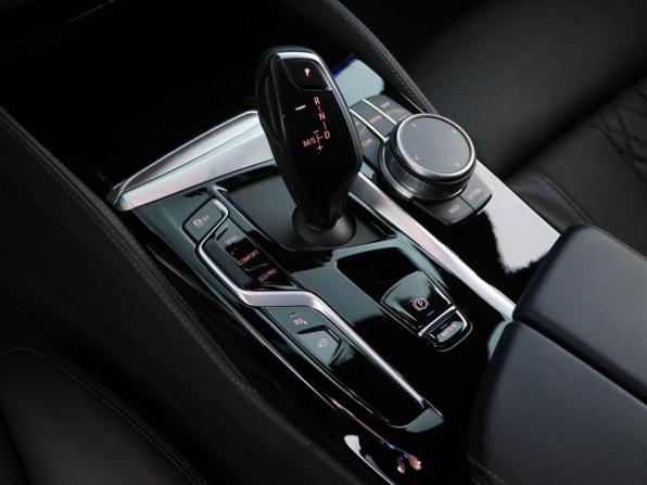 BMW 5 серии VII (G30/G31/G38) Рестайлинг с пробегом 2020 года, цена 5 708 055 рублей, 32716 км, седан, Автокод Объявления