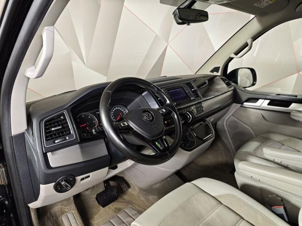 Volkswagen Multivan T6 с пробегом 2015 года, цена 2 989 000 рублей, 186096 км, минивэн, Автокод Объявления