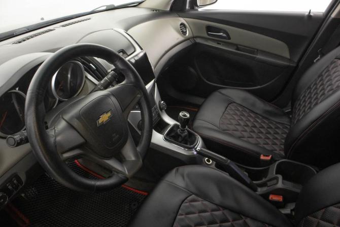 Chevrolet Cruze I Рестайлинг с пробегом 2014 года, цена 569 000 рублей, 275200 км, седан, Автокод Объявления