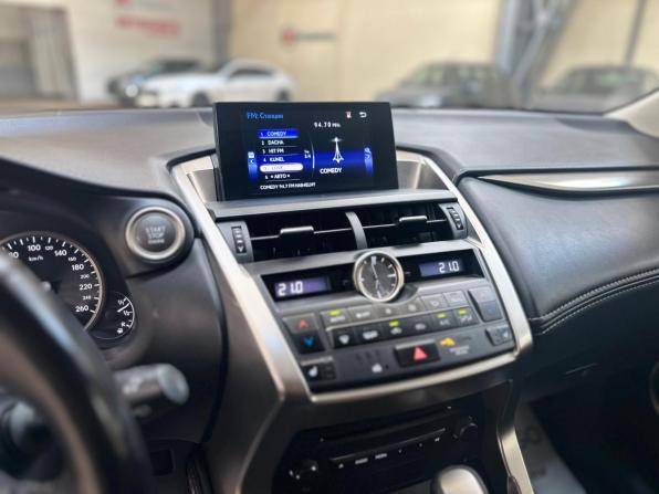 Lexus NX I с пробегом 2015 года, цена 2 390 000 рублей, 291371 км, внедорожник, Автокод Объявления