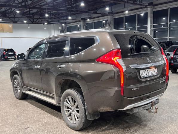 Mitsubishi Pajero Sport III с пробегом 2017 года, цена 2 480 000 рублей, 185145 км, внедорожник, Автокод Объявления