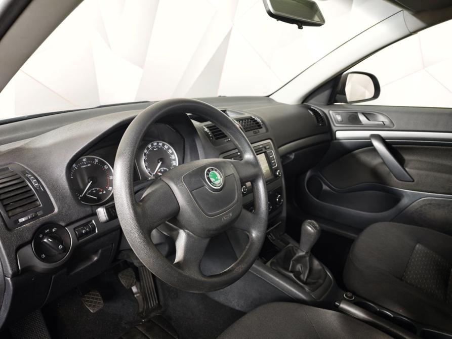 Skoda Octavia II (A5) Рестайлинг Москва  - изображение 18