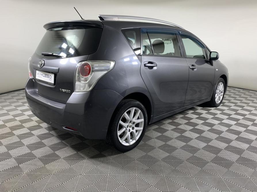 Toyota Verso I Москва  - изображение 5