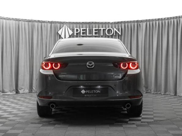 Mazda 3 IV (BP) с пробегом 2022 года, цена 2 420 000 рублей, 85061 км, седан, Автокод Объявления