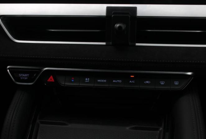 Geely Monjaro I с пробегом 2024 года, цена 3 730 000 рублей, 38327 км, внедорожник, Автокод Объявления