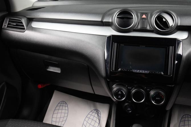 Suzuki Swift V с пробегом 2018 года, цена 1 149 000 рублей, 141000 км, хэтчбек, Автокод Объявления