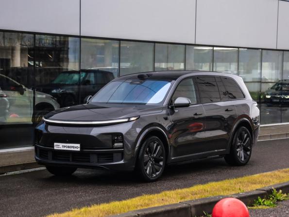 Li Auto (Lixiang) L9 I с пробегом 2023 года, цена 5 679 000 рублей, 98650 км, внедорожник, Автокод Объявления
