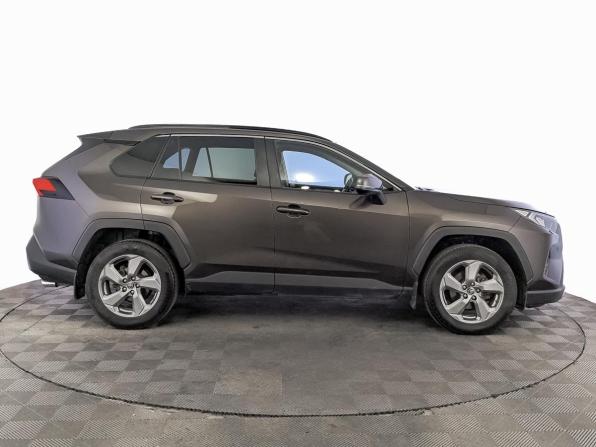 Toyota RAV4 V (XA50) с пробегом 2021 года, цена 3 330 000 рублей, 75006 км, внедорожник, Автокод Объявления