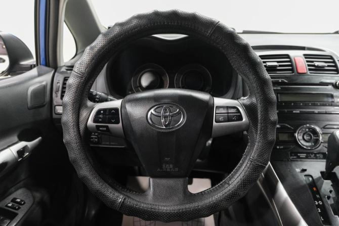 Toyota Auris I Рестайлинг с пробегом 2012 года, цена 1 049 000 рублей, 148400 км, хэтчбек, Автокод Объявления