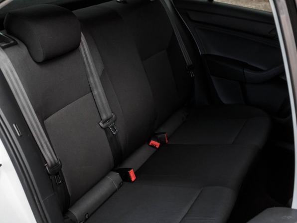 Skoda Rapid I с пробегом 2014 года, цена 868 000 рублей, 143660 км, лифтбек, Автокод Объявления