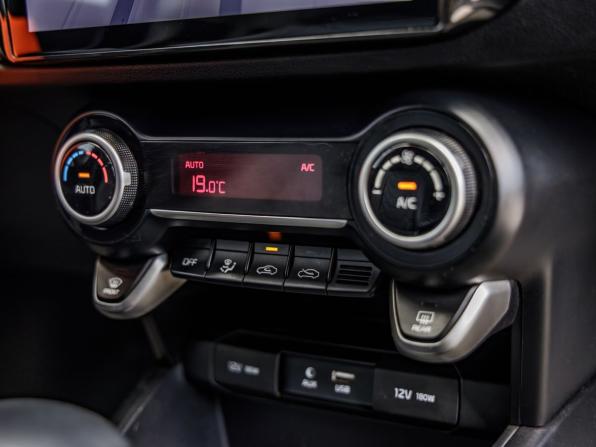Kia Rio IV с пробегом 2020 года, цена 1 628 000 рублей, 61730 км, седан, Автокод Объявления