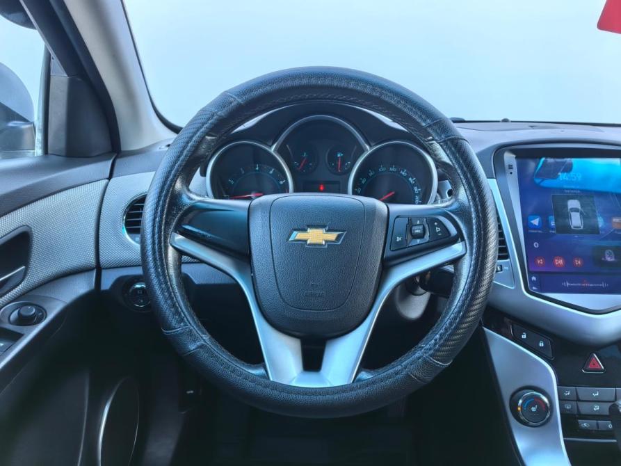 Chevrolet Cruze I Санкт-Петербург  - изображение 13
