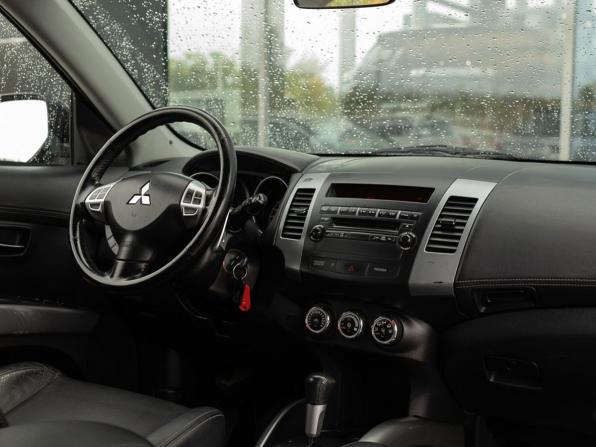 Mitsubishi Outlander II Рестайлинг с пробегом 2010 года, цена 1 250 000 рублей, 152322 км, внедорожник, Автокод Объявления