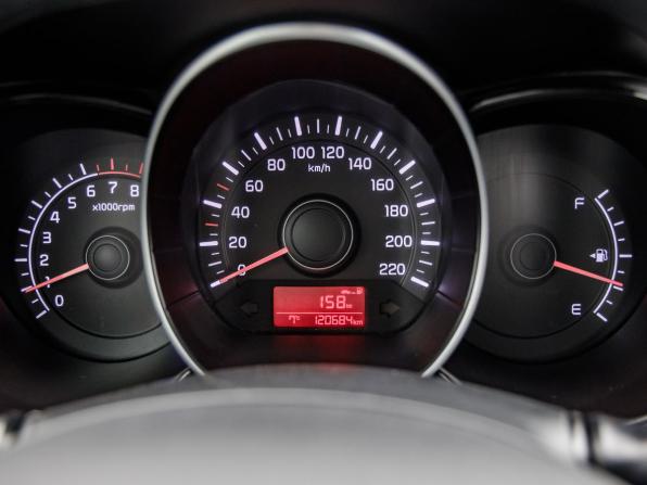Kia Rio III Рестайлинг с пробегом 2017 года, цена 1 075 000 рублей, 120684 км, седан, Автокод Объявления