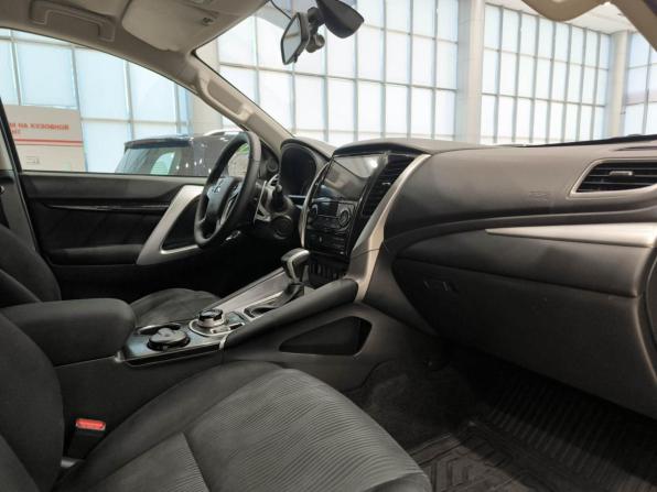 Mitsubishi Pajero Sport III с пробегом 2018 года, цена 2 750 000 рублей, 129907 км, внедорожник, Автокод Объявления