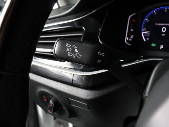 Volkswagen Polo VI с пробегом 2020 года, цена 1 549 000 рублей, 136500 км, лифтбек, Автокод Объявления