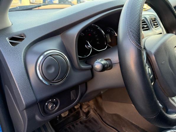 Renault Sandero II с пробегом 2014 года, цена 749 000 рублей, 78737 км, хэтчбек, Автокод Объявления