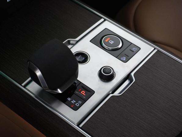 Land Rover Range Rover V с пробегом 2022 года, цена 15 900 000 рублей, 21932 км, внедорожник, Автокод Объявления