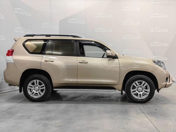 Toyota Land Cruiser Prado 150 Series Рестайлинг 1 с пробегом 2013 года, цена 3 015 000 рублей, 285000 км, внедорожник, Автокод Объявления