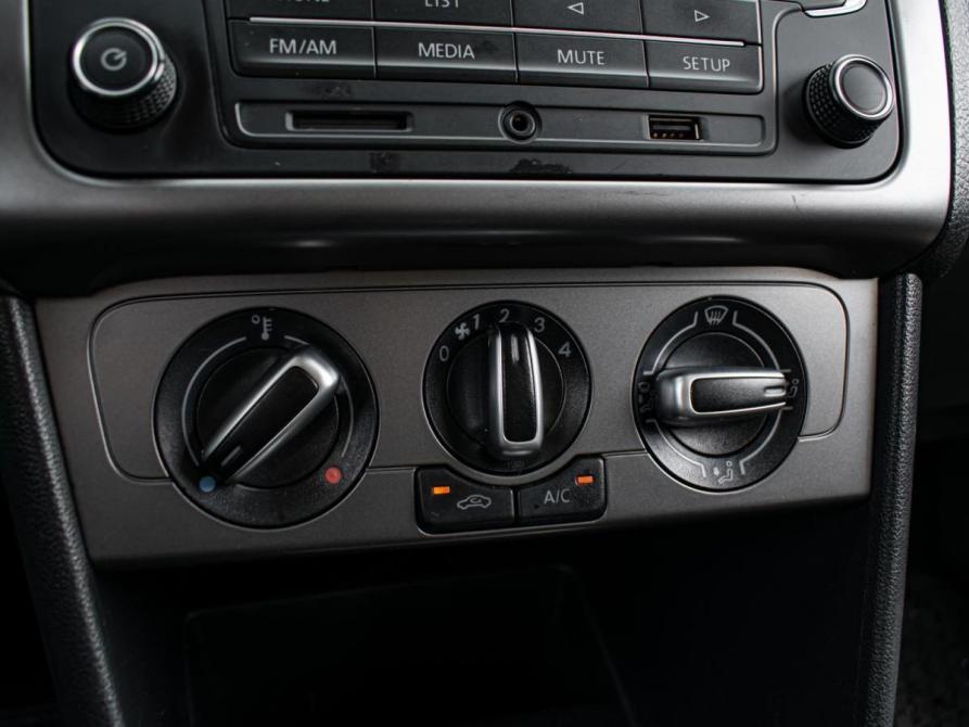 Volkswagen Polo V Рестайлинг Краснодар  - изображение 13