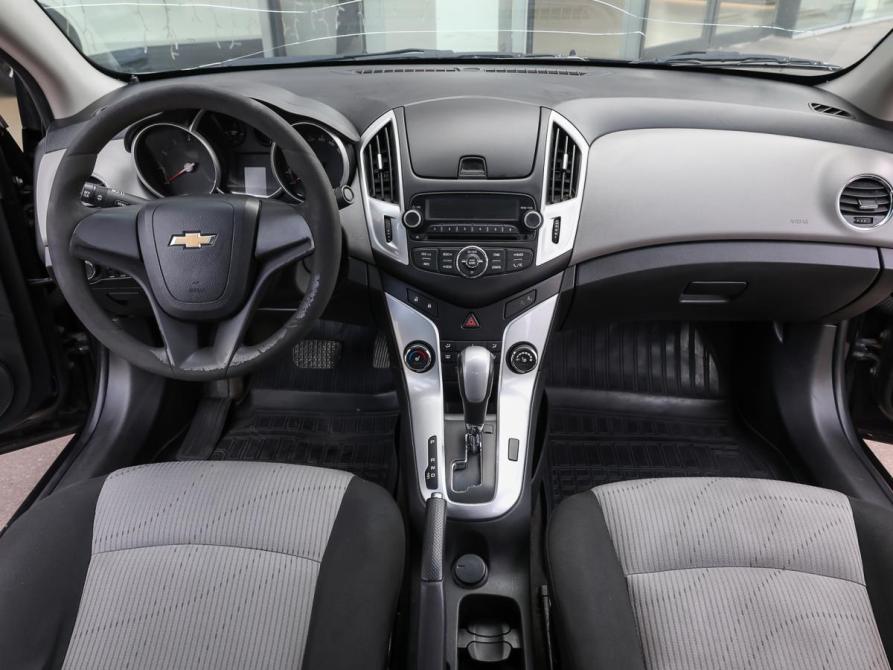Chevrolet Cruze I Рестайлинг Москва  - изображение 13