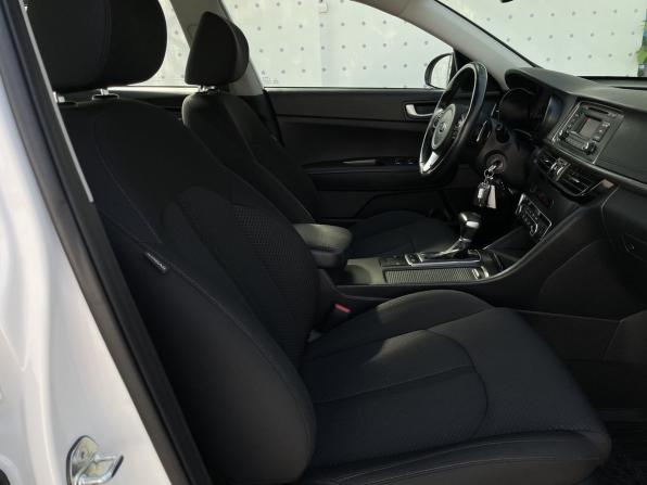 Kia Optima IV с пробегом 2018 года, цена 2 000 000 рублей, 65876 км, седан, Автокод Объявления