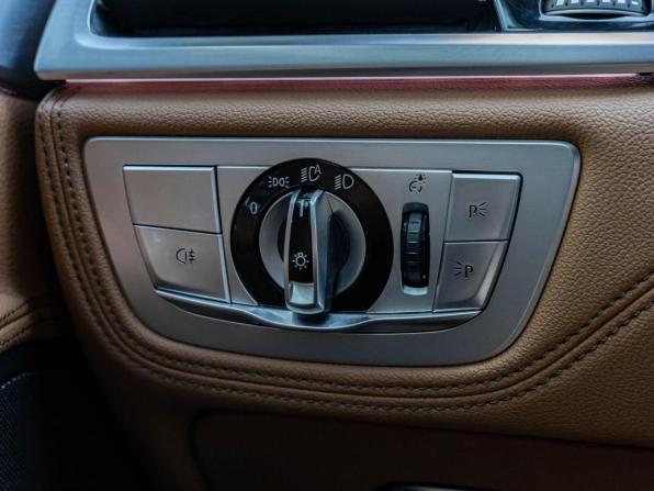 BMW 7 серии VI (G11/G12) Рестайлинг с пробегом 2021 года, цена 5 850 000 рублей, 68375 км, седан, Автокод Объявления