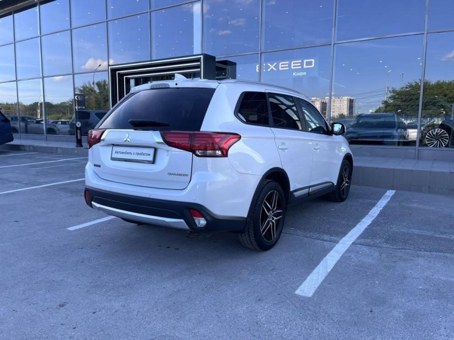 Mitsubishi Outlander III Рестайлинг 2 Новосибирск  - изображение 5