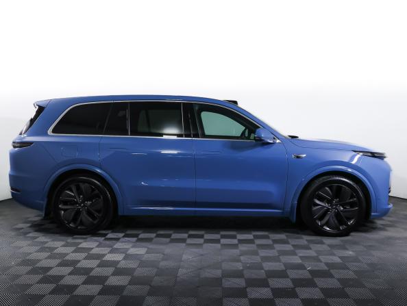 Li Auto (Lixiang) L9 I с пробегом 2023 года, цена 6 590 000 рублей, 58702 км, внедорожник, Автокод Объявления