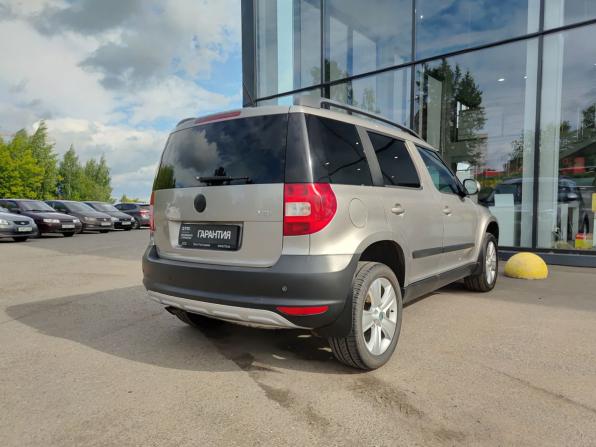 Skoda Yeti I с пробегом 2013 года, цена 740 000 рублей, 131822 км, внедорожник, Автокод Объявления