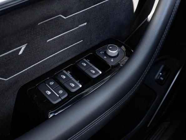 Geely Monjaro I с пробегом 2024 года, цена 3 349 009 рублей, 26163 км, внедорожник, Автокод Объявления