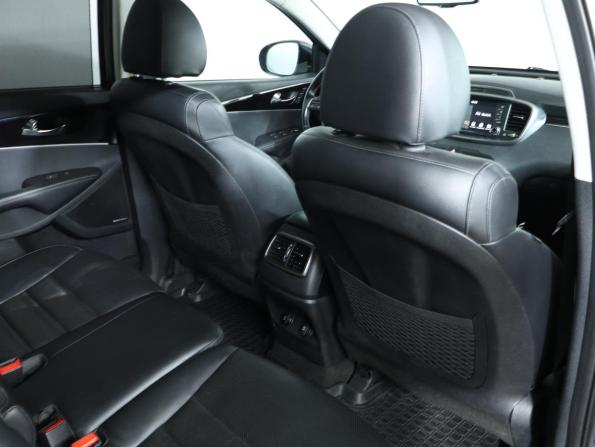 Kia Sorento III Prime Рестайлинг с пробегом 2018 года, цена 2 749 000 рублей, 115200 км, внедорожник, Автокод Объявления