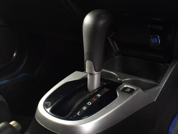Honda Fit III с пробегом 2015 года, цена 889 999 рублей, 204593 км, хэтчбек, Автокод Объявления