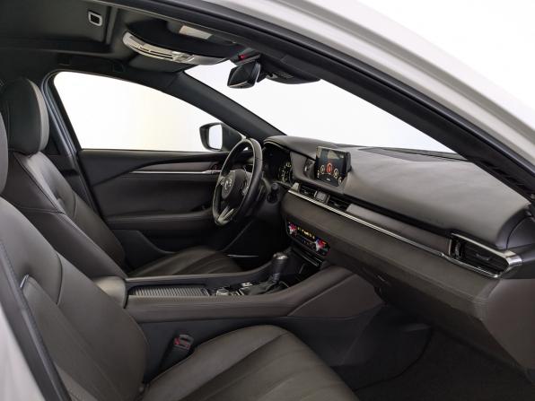 Mazda 6 III (GJ) Рестайлинг 2 с пробегом 2021 года, цена 3 400 000 рублей, 33670 км, седан, Автокод Объявления
