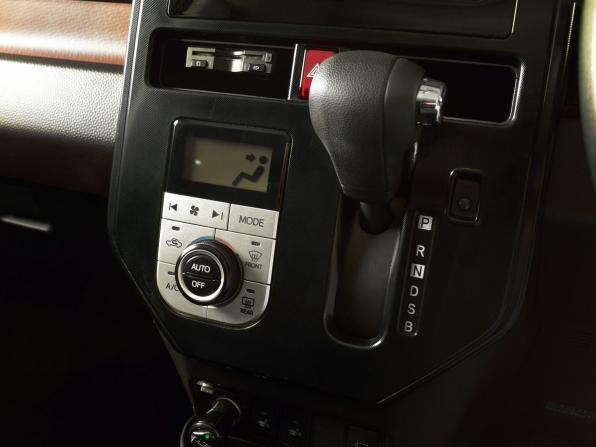 Subaru Justy V с пробегом 2016 года, цена 999 995 рублей, 69255 км, микровэн, Автокод Объявления
