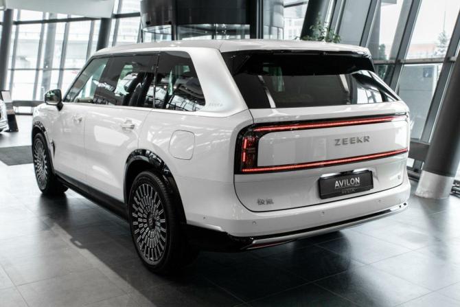 Новый Zeekr 9X 2025 года, цена 12 770 000 рублей, внедорожник, Автокод Объявления