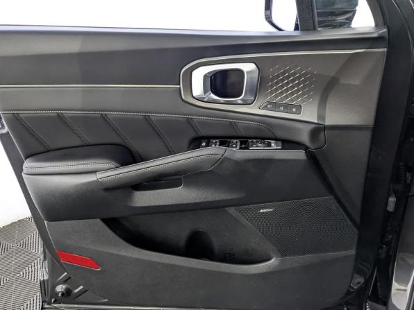 Kia Sorento IV с пробегом 2023 года, цена 4 510 000 рублей, 36152 км, внедорожник, Автокод Объявления