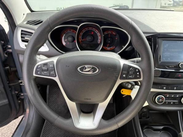 Lada (ВАЗ) Vesta I с пробегом 2019 года, цена 980 000 рублей, 59000 км, седан, Автокод Объявления