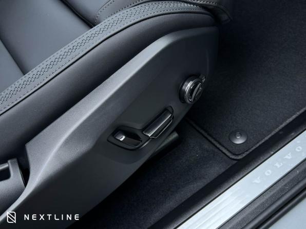 Новый Volvo XC60 II Рестайлинг 2 2026 года, цена 10 490 000 рублей, внедорожник, Автокод Объявления