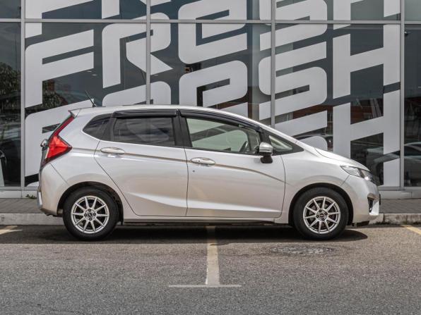 Honda Fit III с пробегом 2014 года, цена 968 000 рублей, 128362 км, хэтчбек, Автокод Объявления
